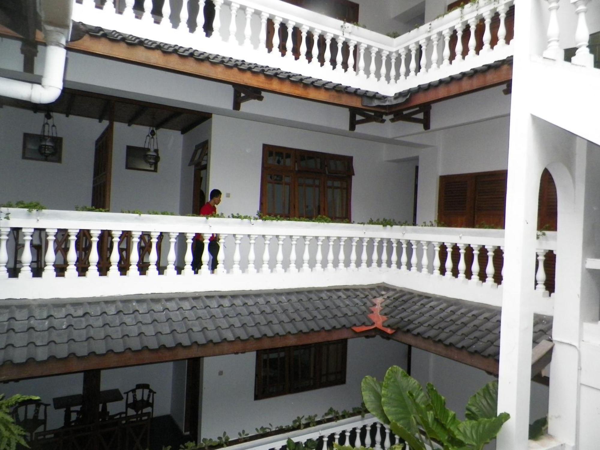 Bladok Hotel & Restaurant Yogyakarta Eksteriør bilde